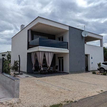 Zilip Apartments Vir Εξωτερικό φωτογραφία