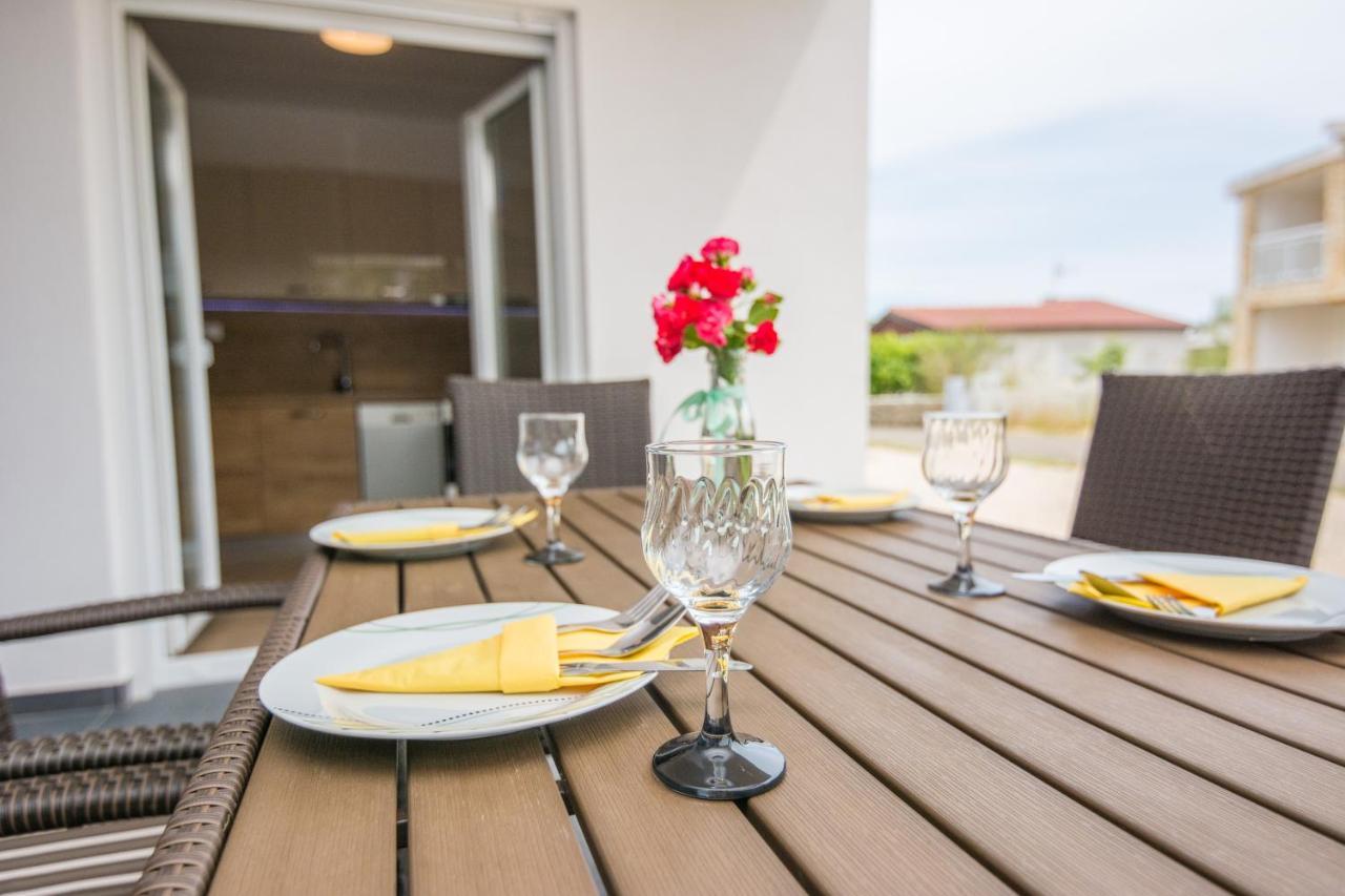 Zilip Apartments Vir Εξωτερικό φωτογραφία