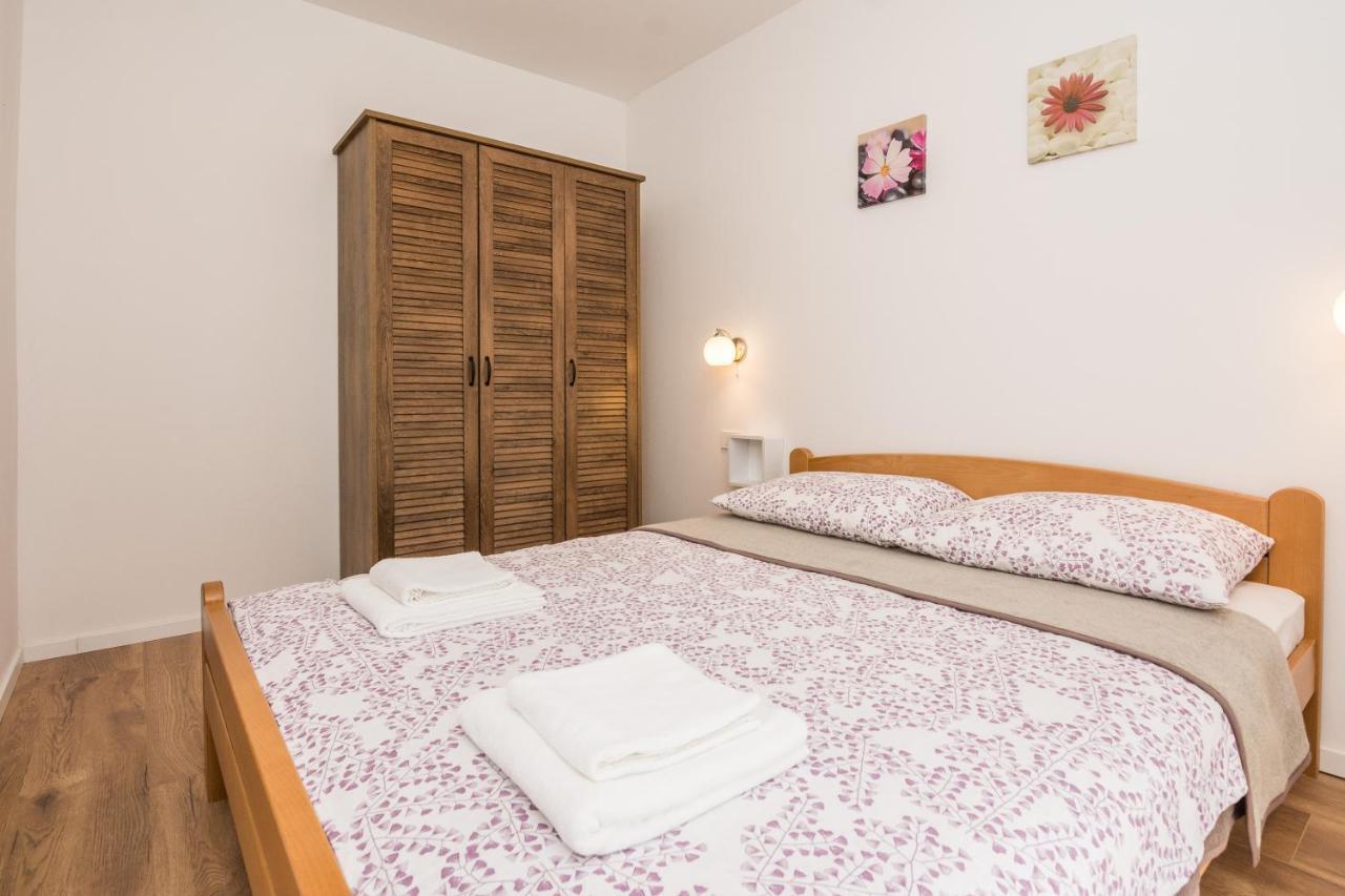 Zilip Apartments Vir Εξωτερικό φωτογραφία