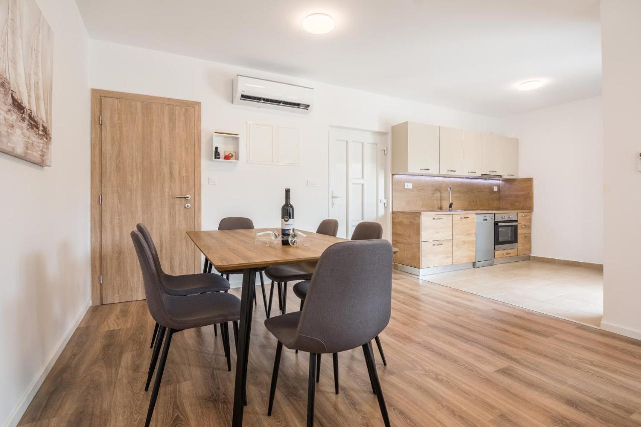Zilip Apartments Vir Εξωτερικό φωτογραφία